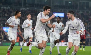 Lịch thi đấu chông gai chờ đón Man Utd và Chelsea khi đua Top 4