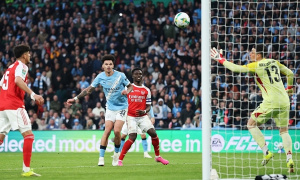 Kepa sụp đổ, O'Reilly lập cú đúp xé lưới Arsenal