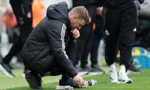 Thảm họa derby vùng Đông Bắc nhấn chìm Eddie Howe