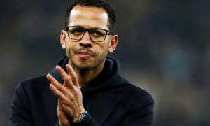 Liệu Liam Rosenior có đủ bản lĩnh để lèo lái con tàu Chelsea?