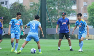 Điểm tin Bóng đá Việt Nam 24/3: HLV Kim Sang Sik 'đá ma' cùng học trò; Văn Khang mong khán giả lấp đầy sân Hàng Đẫy