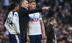 5 trận cầu quyết định mục tiêu trụ hạng của Tottenham