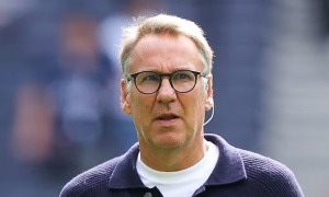 Merson sợ Arsenal bị Barca nghiền nát ở Cúp C1