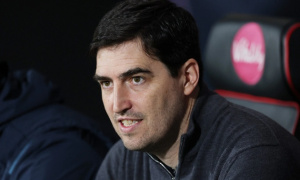 Crystal Palace quyết chiêu mộ Andoni Iraola thay Glasner