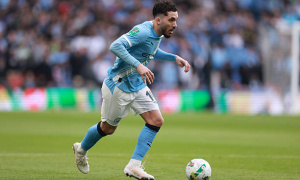 Tranh cãi tâng bóng che mờ dấu ấn của Rayan Cherki