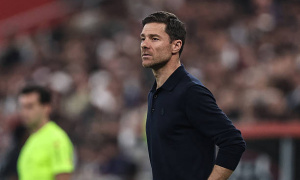 Xabi Alonso đòi đặc quyền trước khi tới Liverpool