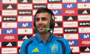 Rodri tuyên bố khó lòng từ chối Real Madrid