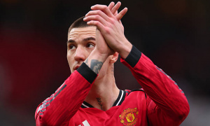 Người đại diện của Sesko cảnh báo Man Utd về mác siêu dự bị