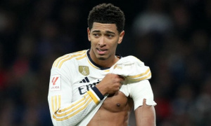 Bellingham hé lộ video phẫu thuật vai sau 3 năm nén đau