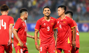 Nói tiếng Việt cực sõi Hoàng Hên quyết xé lưới Malaysia