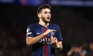 Romano dội gáo nước lạnh vào Arsenal vụ Kvaratskhelia