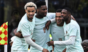 Mbappe rực sáng và sự hỗn loạn của Brazil dưới thời Ancelotti