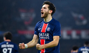 Kvaratskhelia từ chối Arsenal để cam kết tương lai với PSG