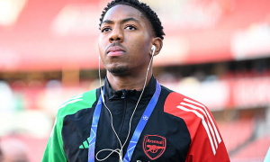 Vì sao Arsenal có thể mất Lewis-Skelly vào tay Man Utd?