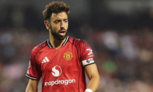 Tin đồn chuyển nhượng tối 28/3: Galatasaray hỏi mua Bruno Fernandes; Barca ra giá bán De Jong