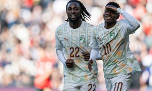 Bờ Biển Ngà nhấn chìm Hàn Quốc 4 bàn không gỡ