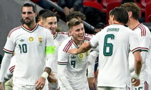 Hungary tìm thấy người hùng phút 79 để hạ Slovenia