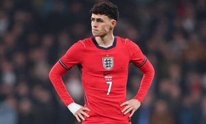 Foden lạc nhịp giữa những yêu cầu thực dụng của Tuchel