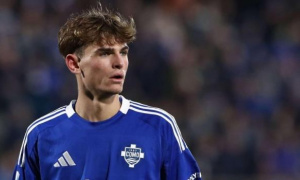 Hargreaves chỉ đích danh trò cưng của Fabregas cho Arsenal