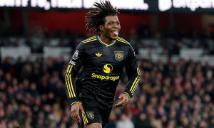 Phát kiến Patrick Dorgu dở dang đẩy Man Utd vào thế khó