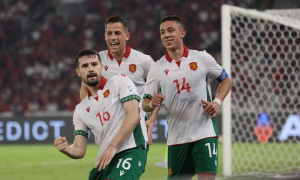 Hai lần dội xà ngang tước ngôi vương của Indonesia