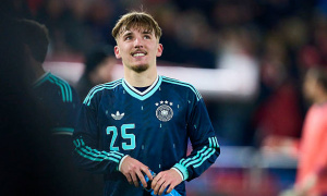 Lennart Karl có là vũ khí bí mật của tuyển Đức?