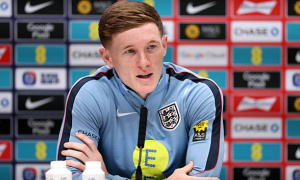 Romano hé lộ danh sách mục tiêu tuyến giữa của Man Utd