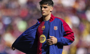 Barcelona đàm phán gia hạn hợp đồng với Gerard Martin đến năm 2031