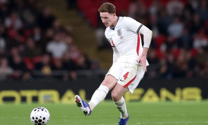 Tại sao Elliot Anderson là 'lời giải' nhưng cũng là 'nỗi lo' của MU?