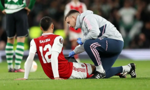 Arsenal và bóng ma chấn thương trước ngưỡng cửa lịch sử