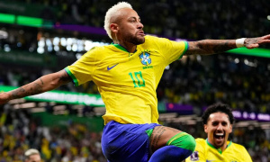Neymar và 15 năm gánh vác niềm kiêu hãnh dang dở của Brazil