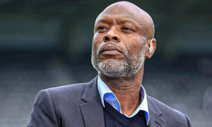 Gallas tin giới chủ Chelsea hối hận vì bổ nhiệm Rosenior