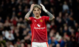 Thu 189 triệu bảng bán sao trẻ, MU kém xa Chelsea