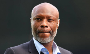 Gallas chốt hạ danh hiệu duy nhất của Arsenal mùa này