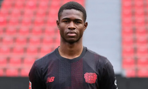 Kofane là lời giải thực tế hơn Julian Alvarez cho Arsenal