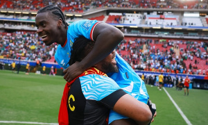 Dàn sao Man Utd chúc mừng Axel Tuanzebe lập kỳ tích World Cup