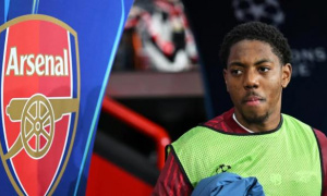 Vì sao Camavinga là lựa chọn tốt hơn Lewis-Skelly cho MU?