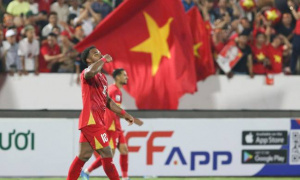 Fan Thái nổ tranh cãi khi ĐTVN dùng dàn sao nhập tịch