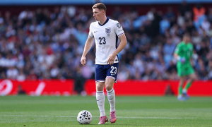 Cuộc chiến chuyển nhượng không hồi kết ở Manchester