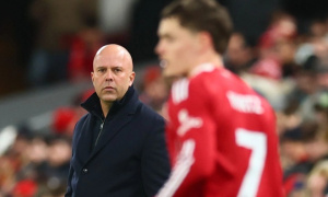 5 trận đấu, 16 ngày và sứ mệnh định đoạt cả mùa giải của Arne Slot tại Liverpool