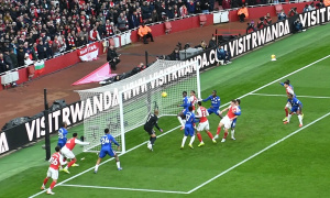 Arsenal vẫn dẫn đầu Ngoại hạng Anh dù mất vũ khí bóng chết