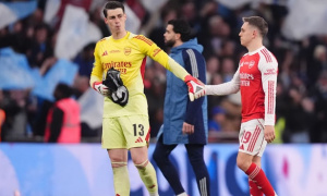 Arteta đang mạo hiểm với tương lai của Arsenal vì Kepa