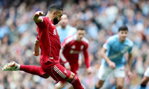 4 điểm đen của Liverpool sau trận thua đậm Man City