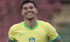 Liverpool và PSG đại chiến vì 'thần đồng' 40 triệu euro Erick Bele