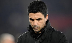 Arsenal cần thức tỉnh trước khi quá muộn