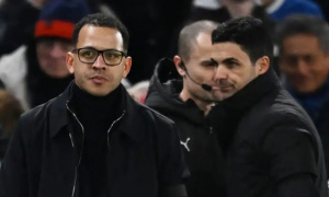 Arsenal khó vô địch nếu Chelsea không cản Man City