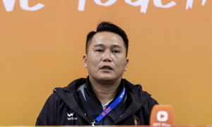 Bất chấp nhiều lời mời, HLV Mai Xuân Hợp ở lại Thanh Hóa