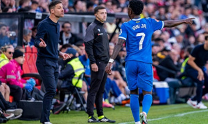 Vinicius Jr hé lộ mâu thuẫn với Xabi Alonso