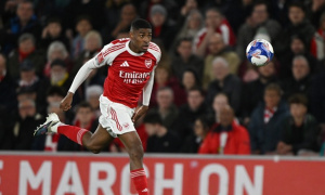 Arteta đã có sẵn phương án chất lượng để thay thế Jurrien Timber