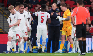 CĐV Anh dậy sóng vì giá vé tàu World Cup tăng gấp 4 lần